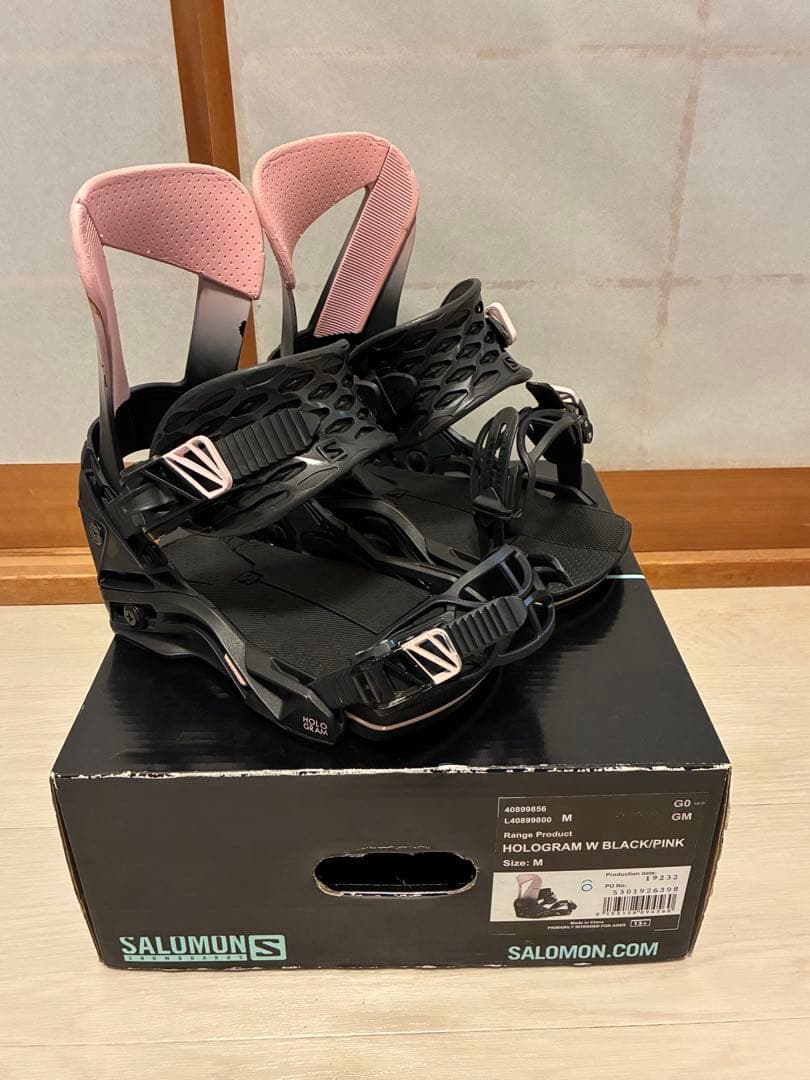 サロモン ビンディングブーツセット スノーボード用 salomon ホログラム