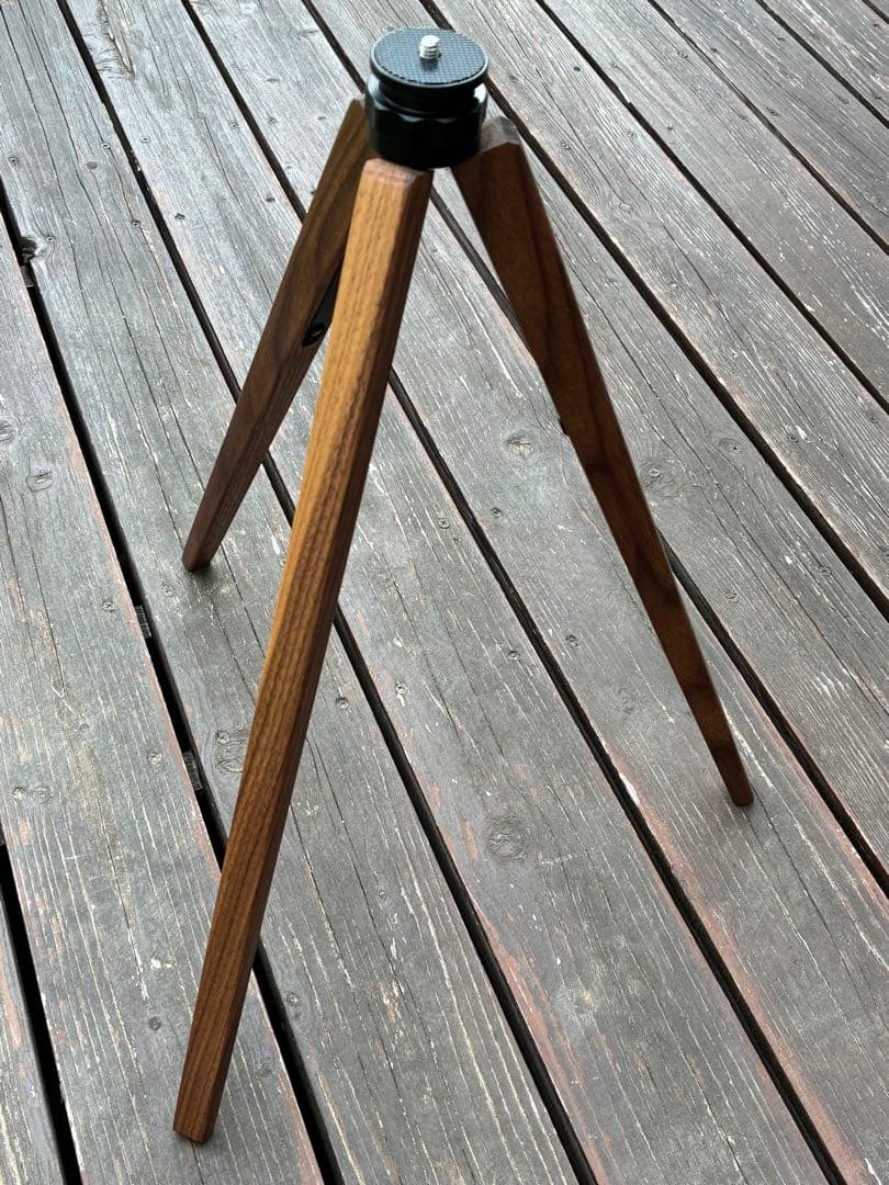 そよ風‼️ ウォールナット木製三脚（厚み変更）