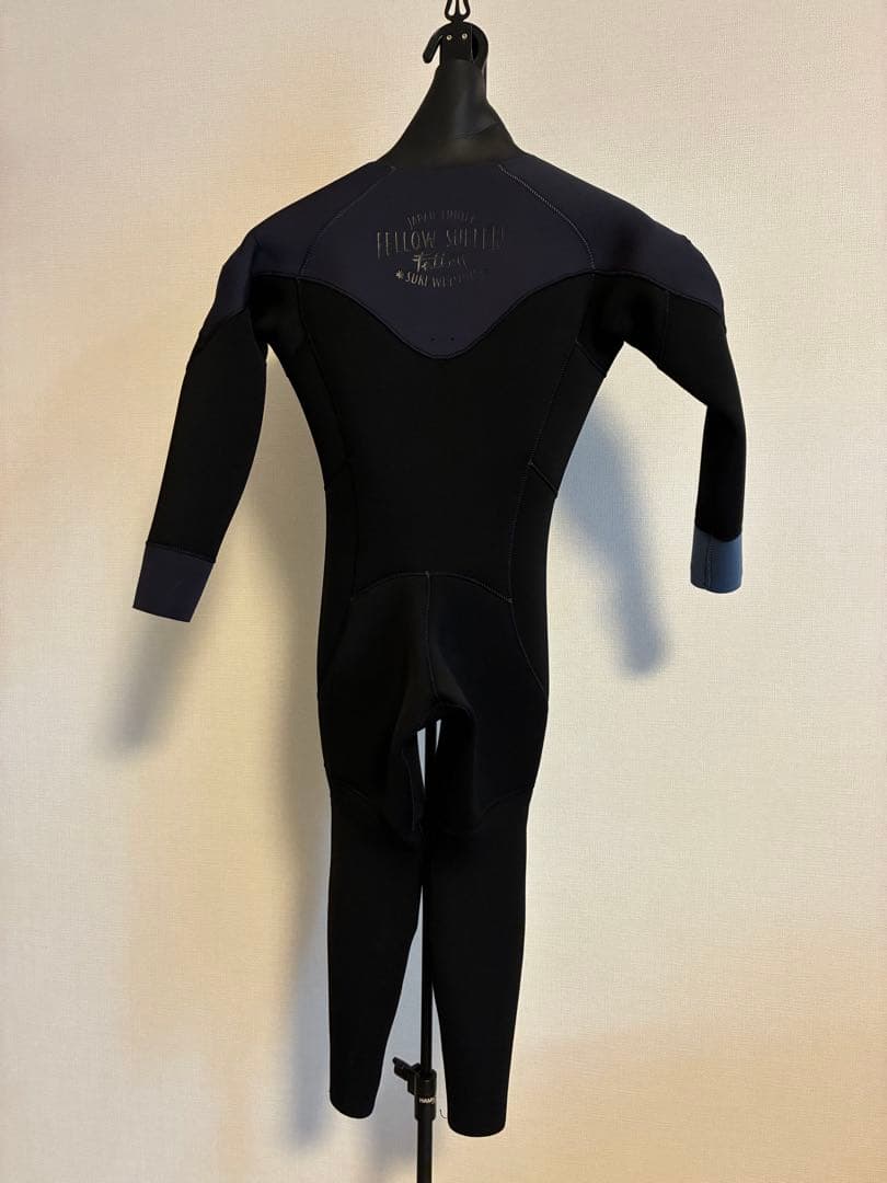 fellow surfersキッズ用ウェットスーツ120センチ