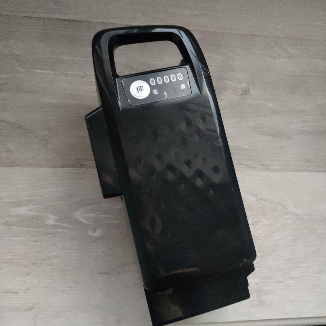 電動自転車用バッテリーとチャージャーのセット