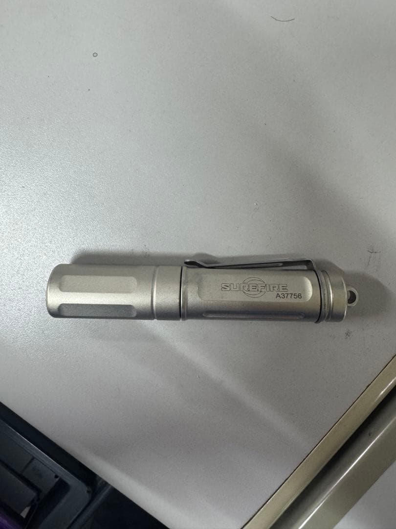 SUREFIRE シュアファイア TITAN PLUS 真鍮 TITAN-B