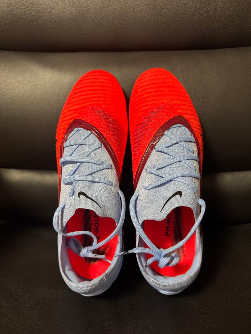 Nike Phantom サッカーシューズ レッド/ライトブルー