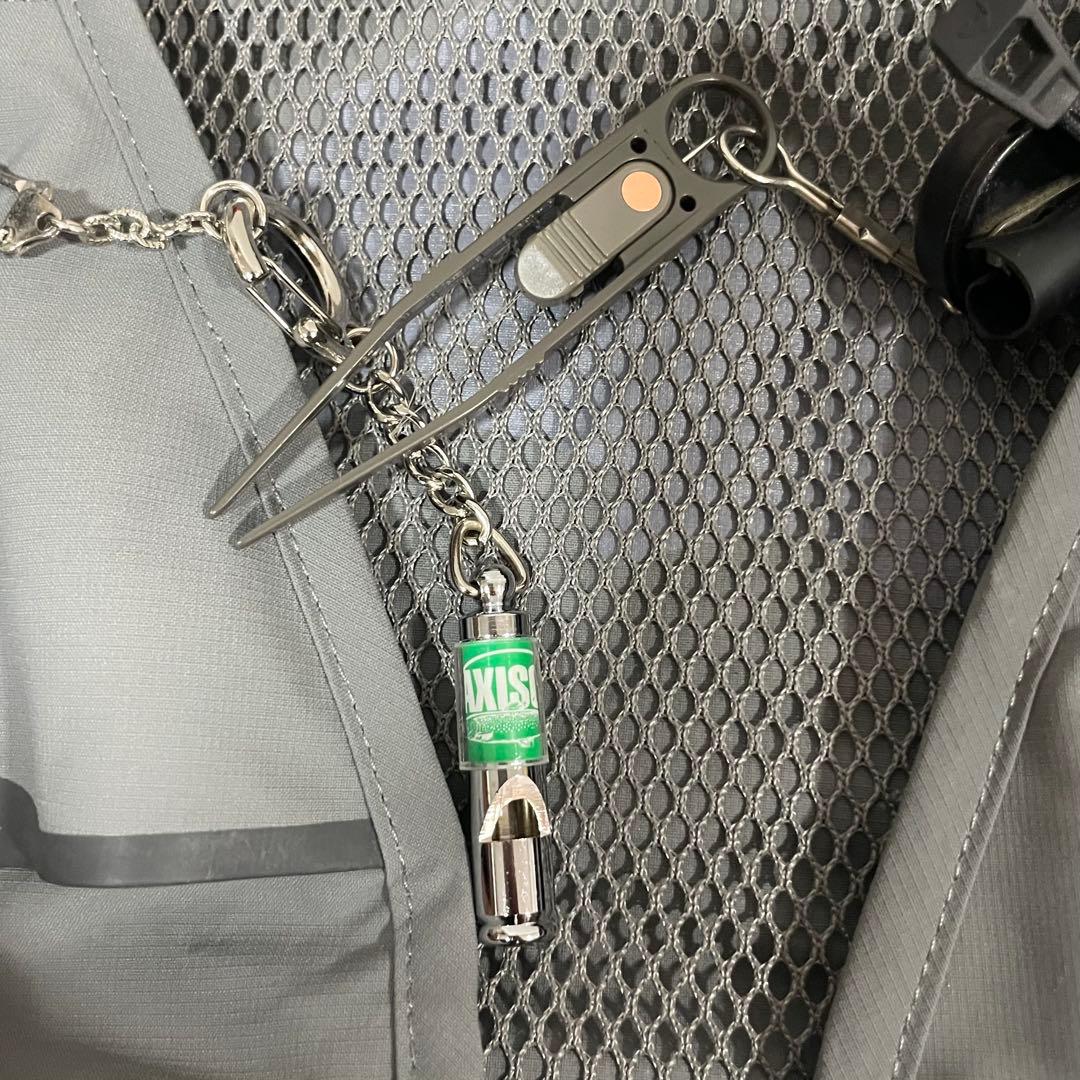 【美品】SIMMS フィッシッングベスト シムス 渓流 フライ サイズL ベスト