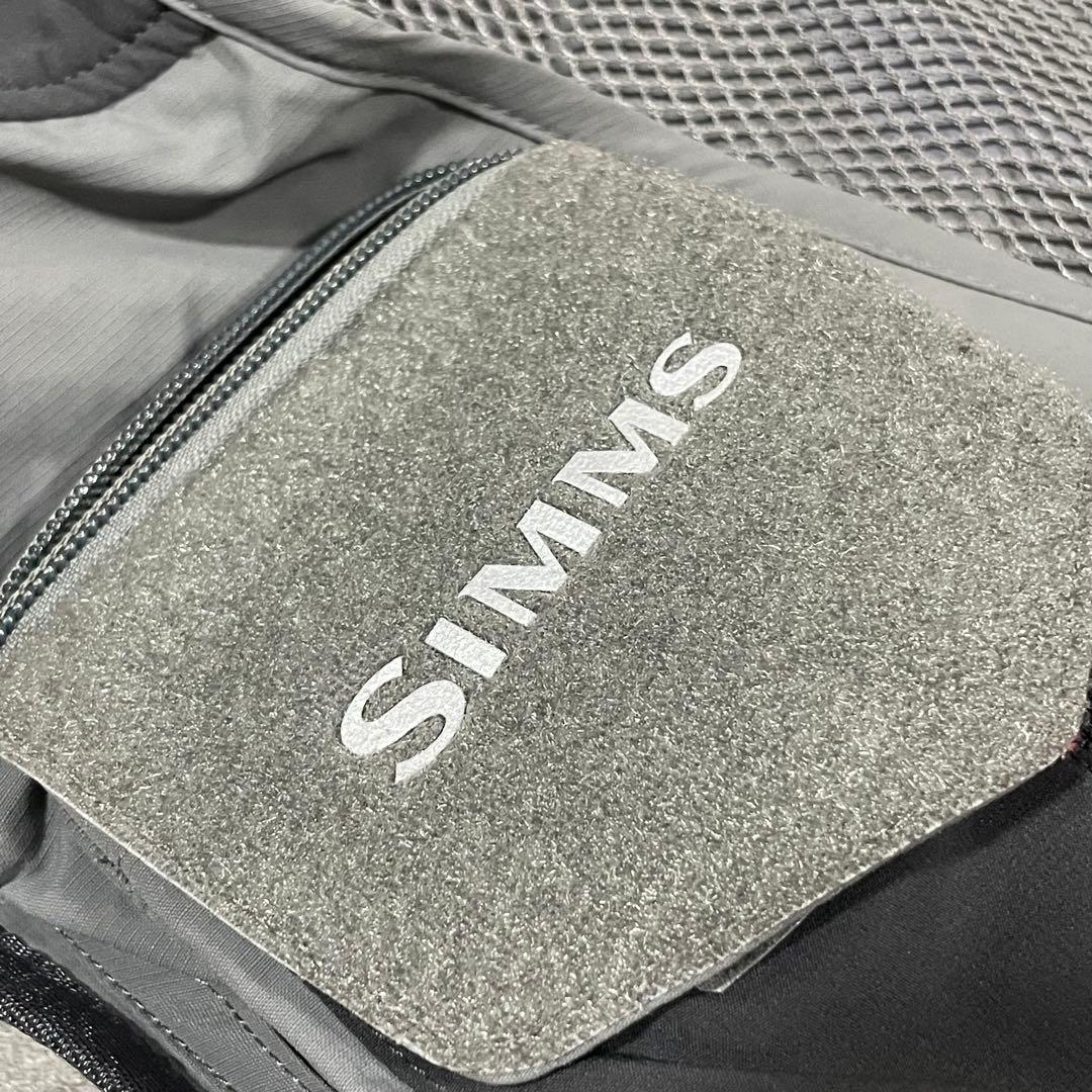 【美品】SIMMS フィッシッングベスト シムス 渓流 フライ サイズL ベスト
