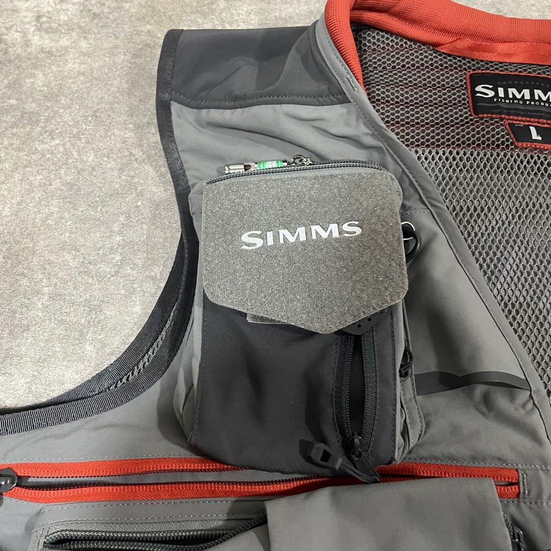 【美品】SIMMS フィッシッングベスト シムス 渓流 フライ サイズL ベスト
