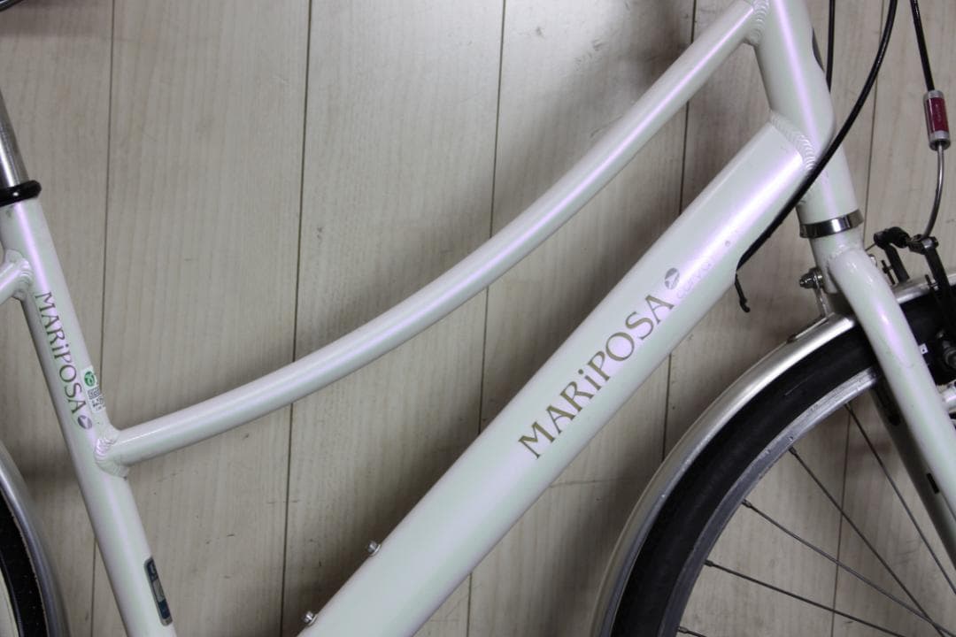 ブリヂストンマリポーサcurva 26型 内装８段ベルト クロス