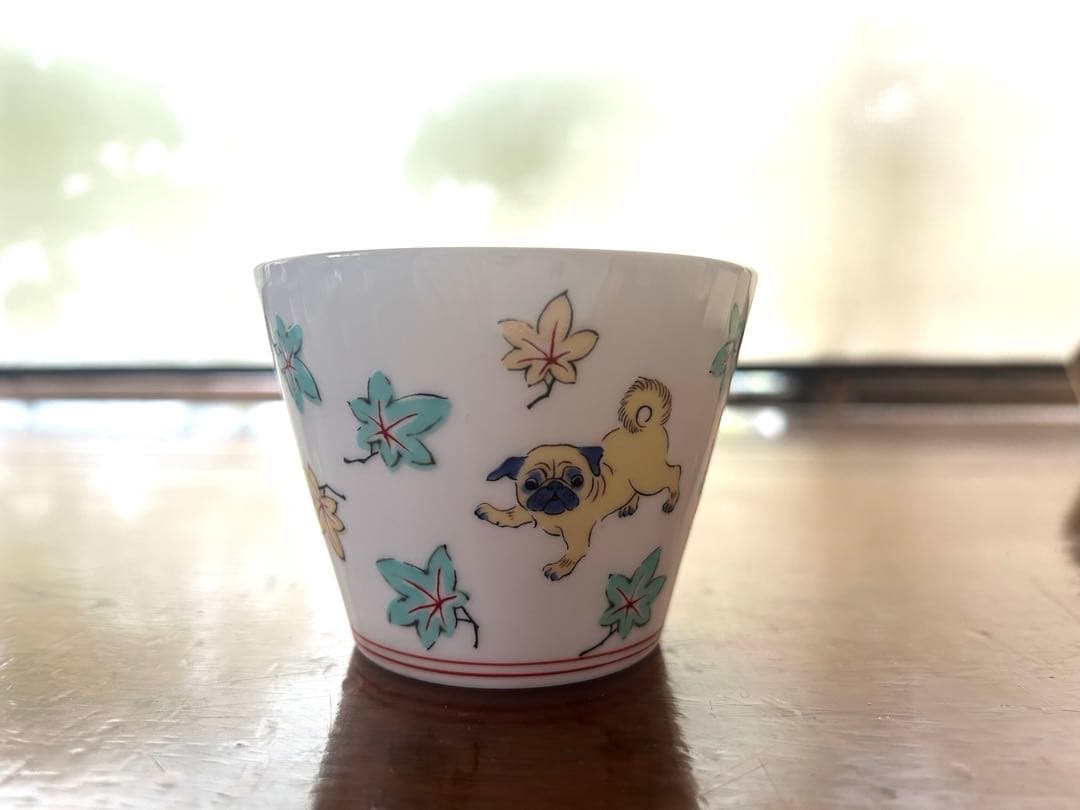 犬（パグ）と葉模様の食器セット 6点
