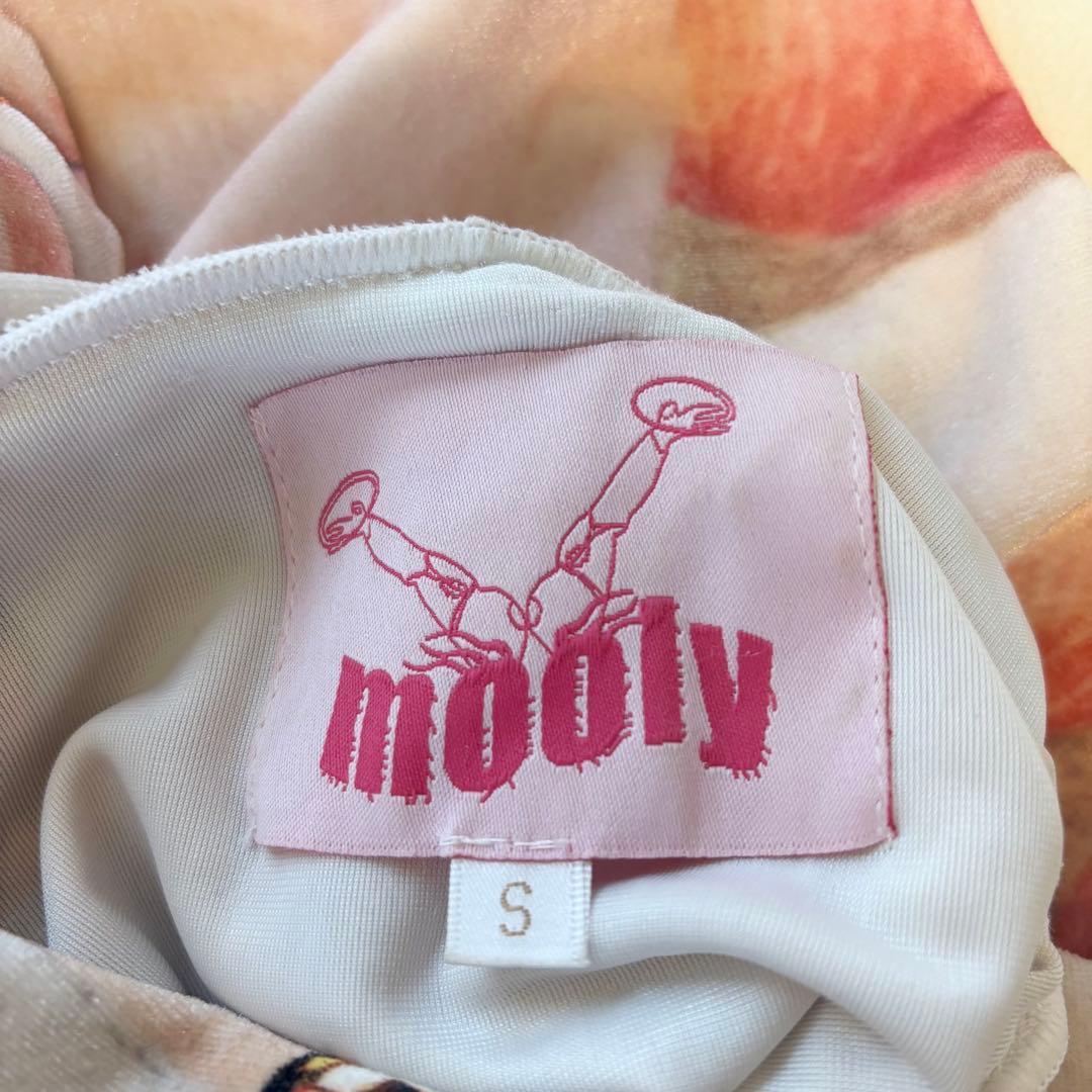 【mooly】ベロア プリントボディスーツ