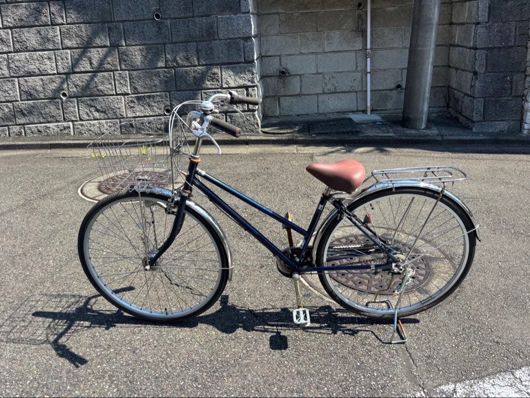 シティサイクル　ギア３段　27インチ　日本製