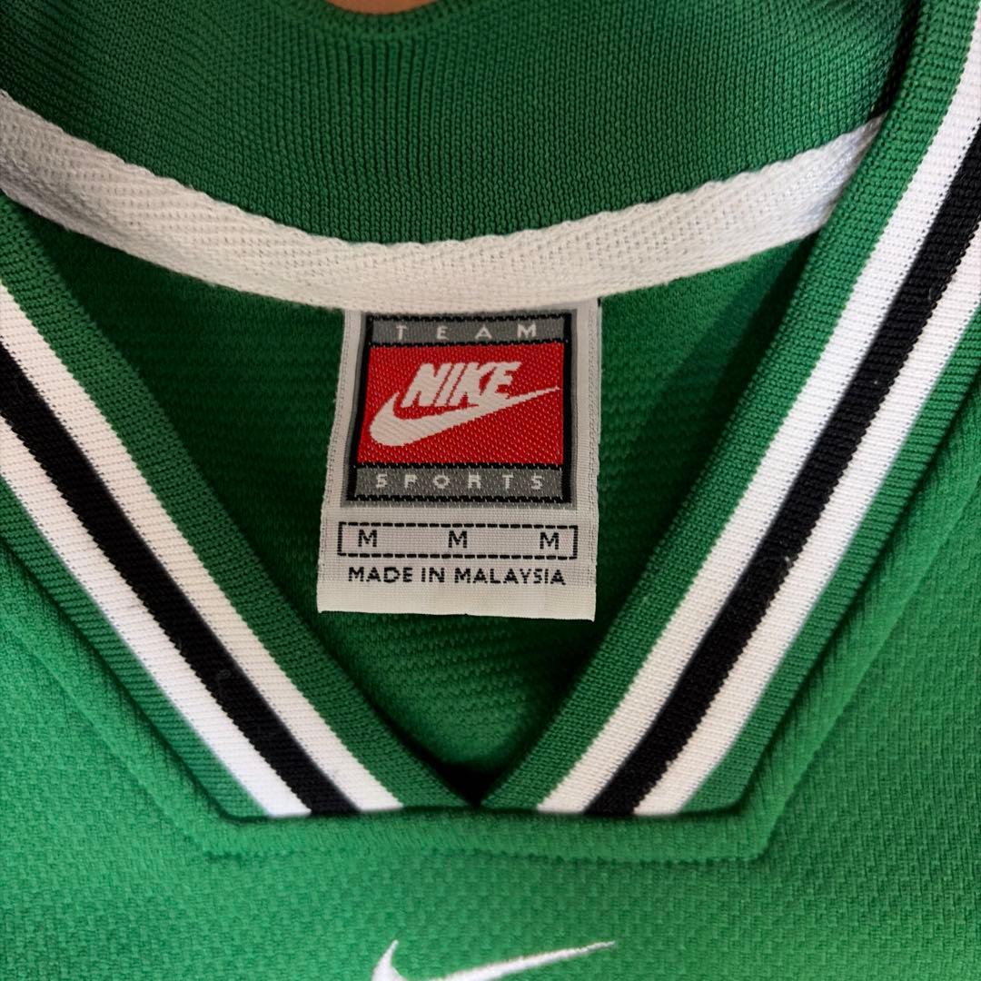 90s NIKE NBAセルティックス　半袖シャツ