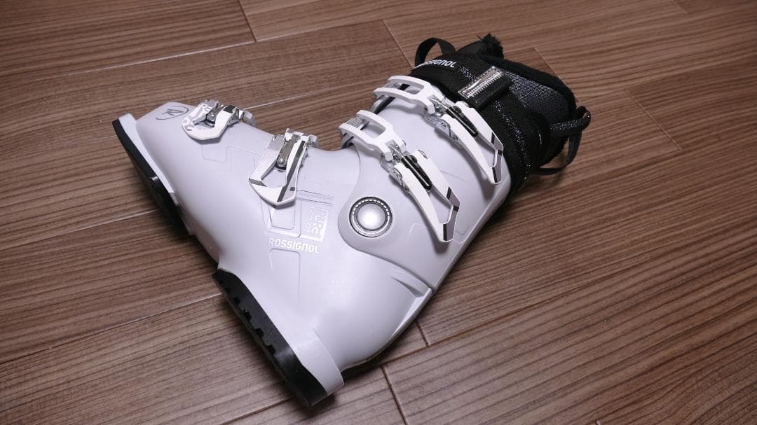 ★未使用品に極めて近い★ROSSIGNOL★レディースーブーツ★初級者位の方～
