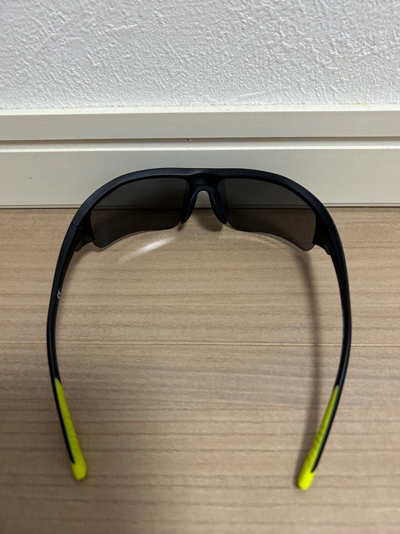 NIKE スポーツサングラス　ジュニア