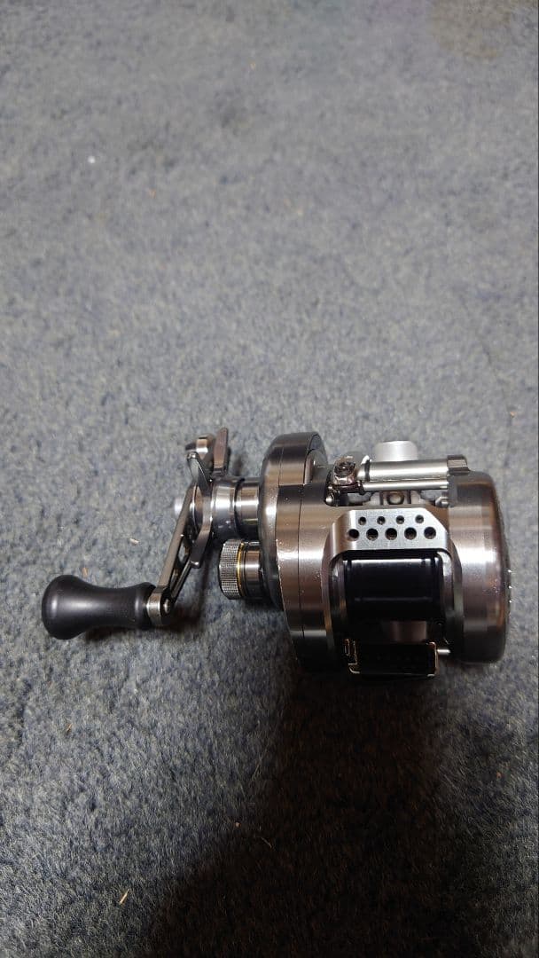 サ*ー様 17Shimano Calcutta Conquest BFS HG
