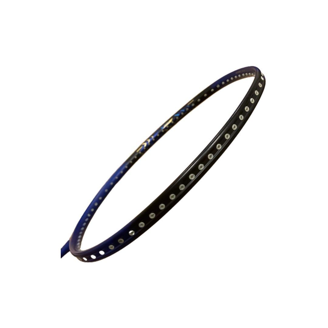 【美品】YONEXヨネックス ナノフレア200 バドミントンラケット