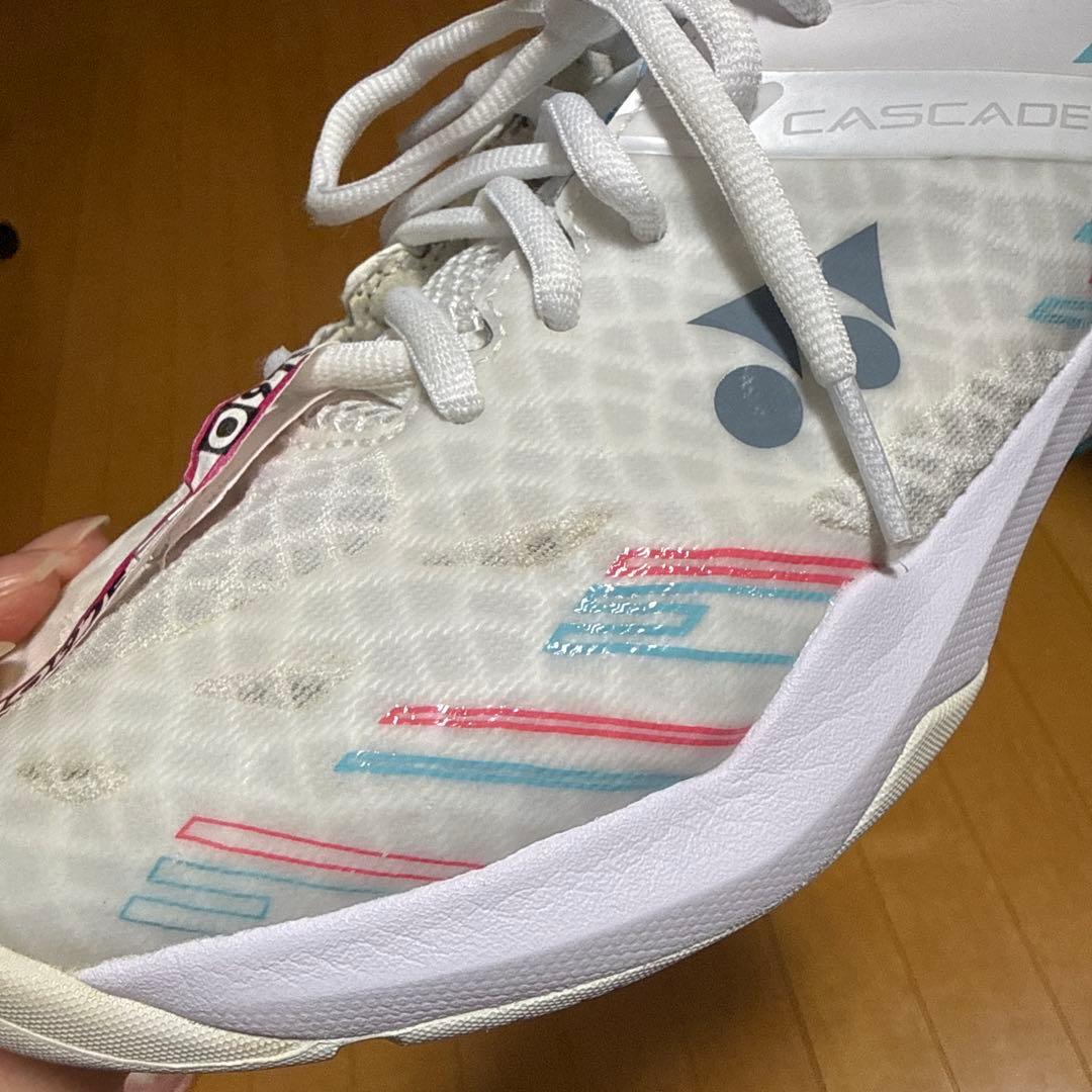 YONEX バドミントンシューズ ホワイト24cm