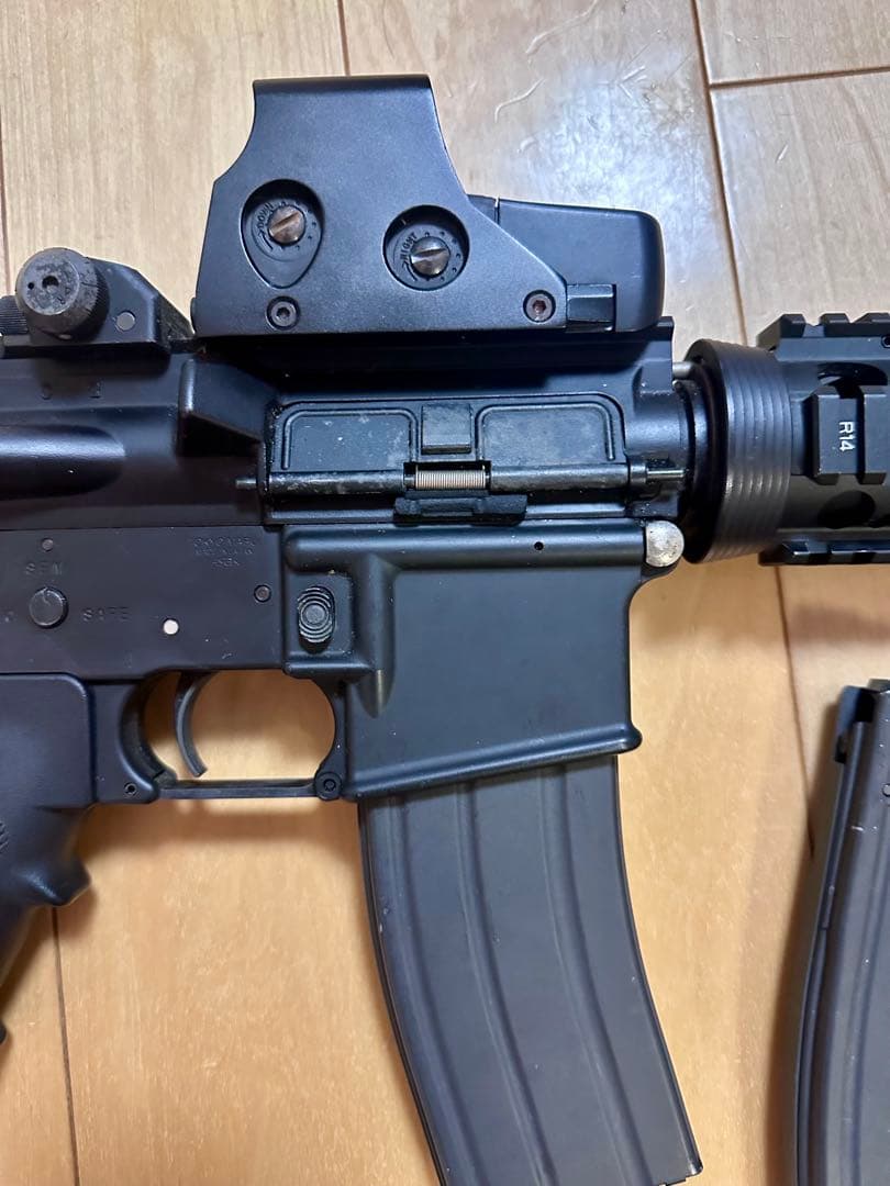 東京マルイ M4A1 MWS ガスブロ　18歳以上　マガジン3本ホロサイト付き