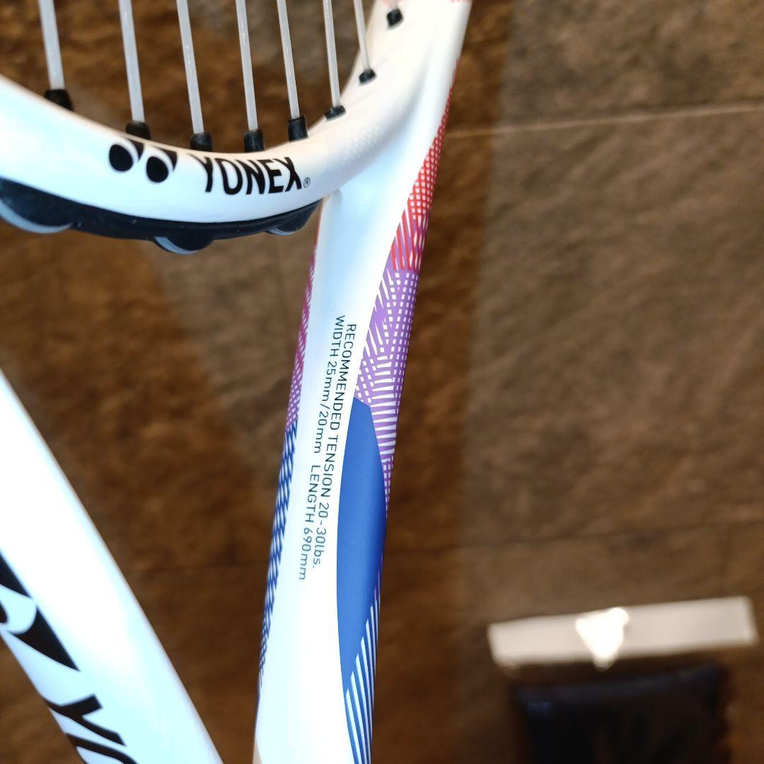 【美品】2025年モデルYONEX ARIDIS テニスラケット 専用ケース付き