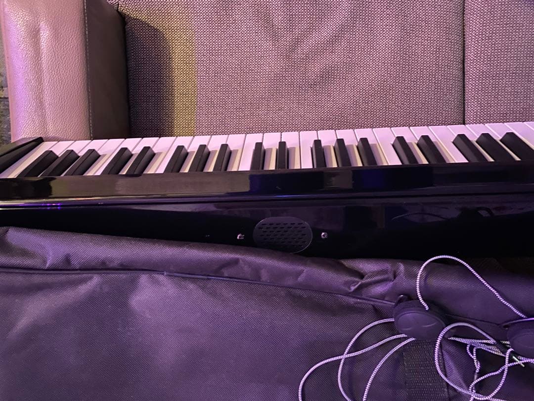 電子ピアノ　キーボード　88鍵盤　ケース、イヤフォン　充電USBケーブル セット