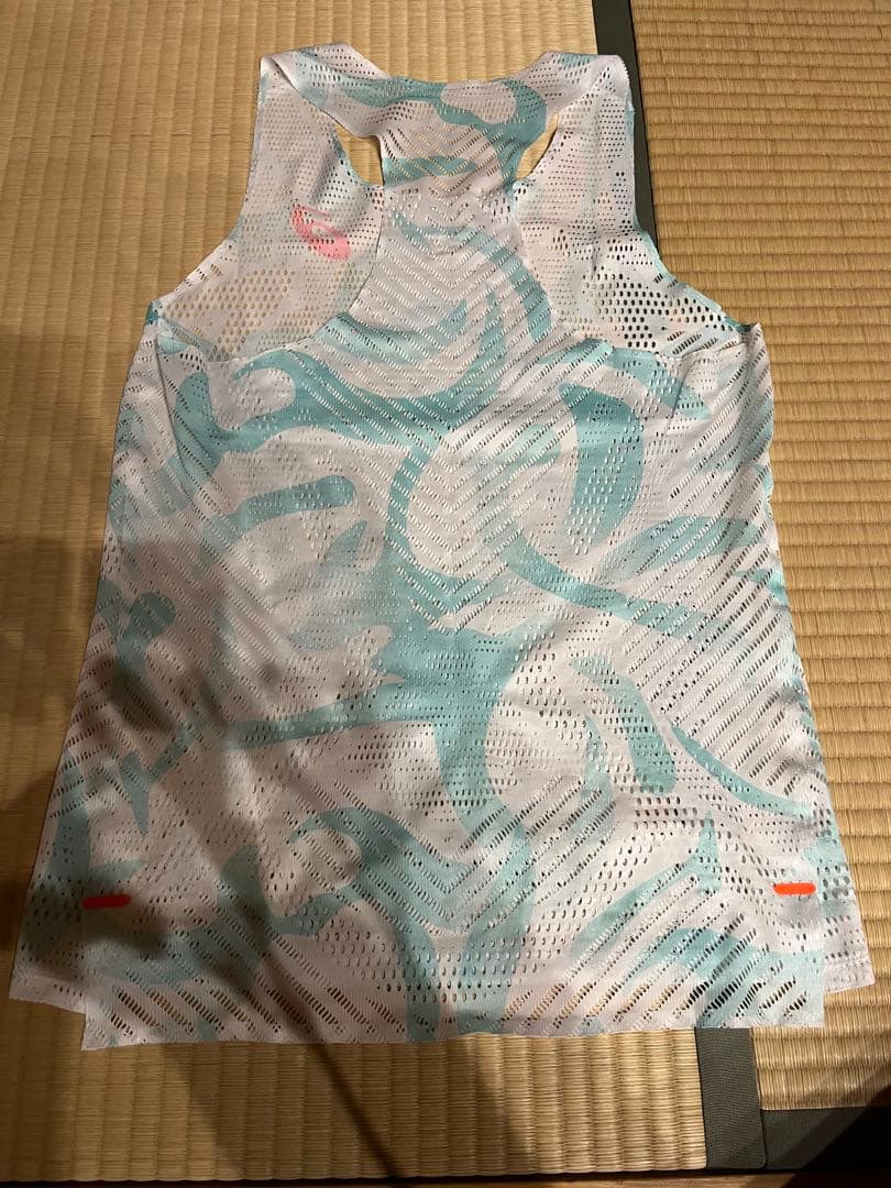 アシックス SPEEDシングレット　サイズs