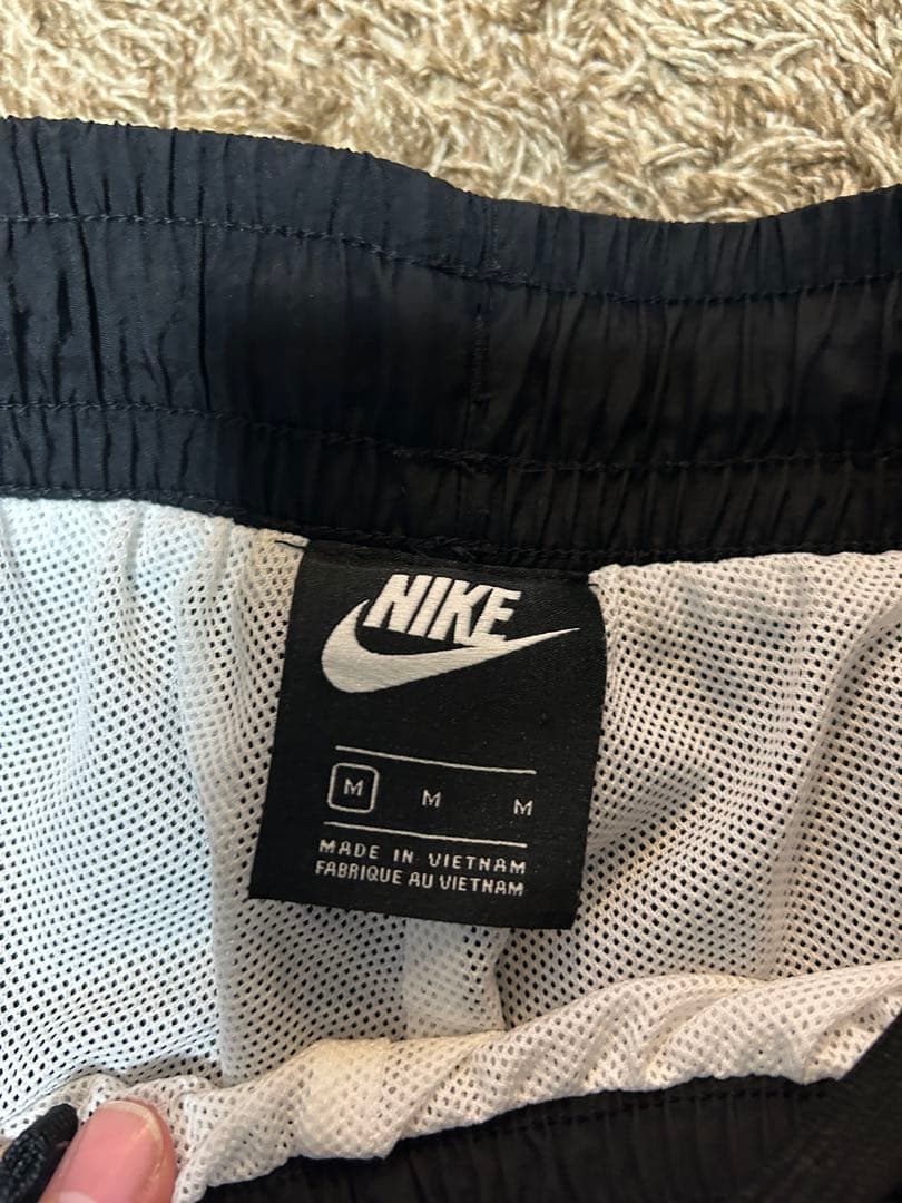Nike ナイキ　ナイロンセットアップ　上XLサイズ下Mサイズ