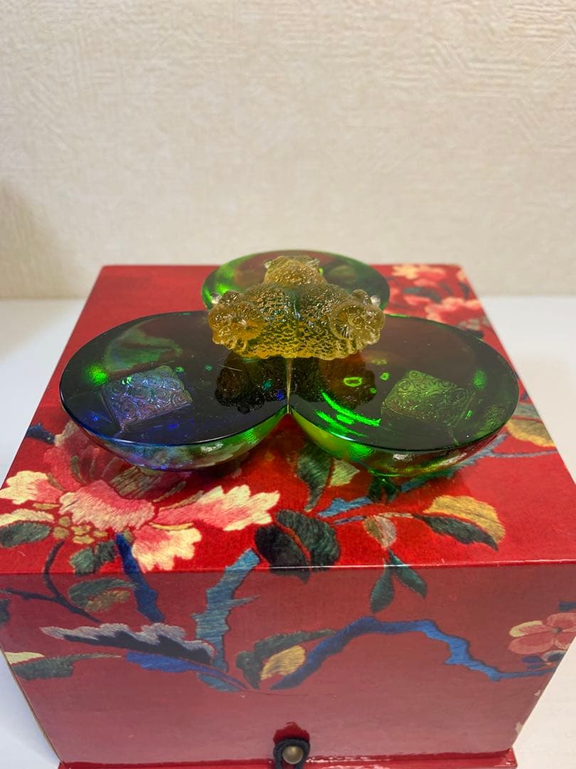 琉璃工房 LIULIGONGFANG 羊ガラスアート