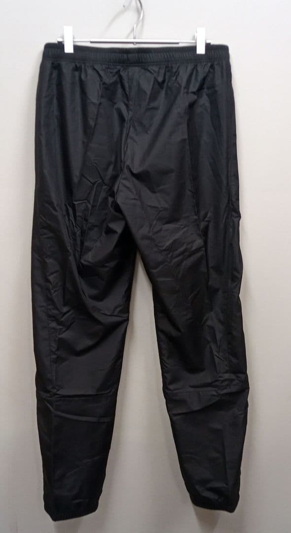 新品未使用 アシックス トレーニング ウインドパンツ