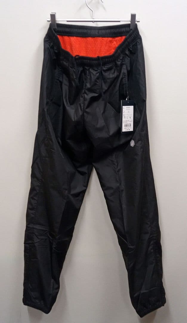 新品未使用 アシックス トレーニング ウインドパンツ