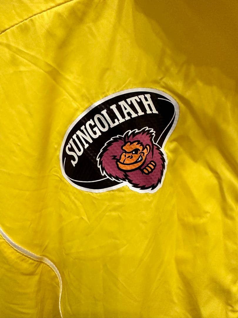 adidas SUNTORY SUNGOLIATH ナイロンジャケット