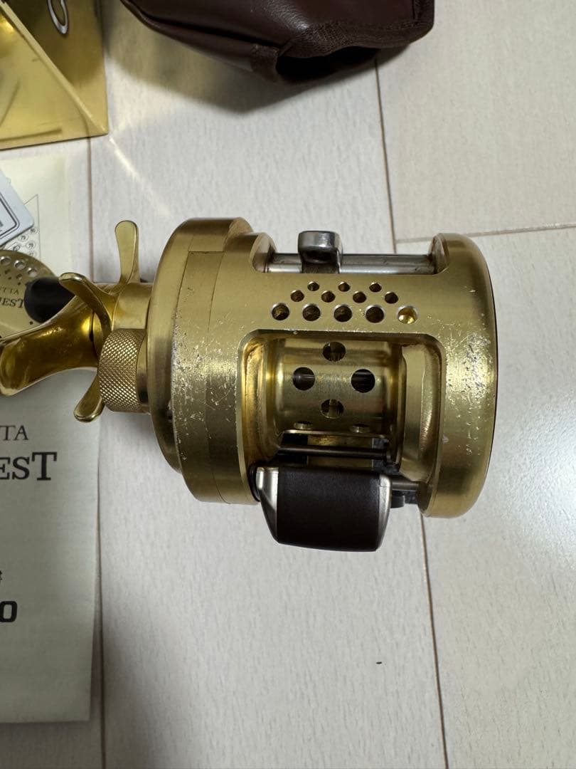 ジ*ビ様 SHIMANO CALCUTTA CONQUEST 51