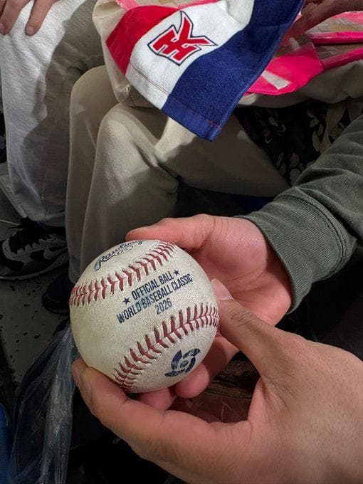 【106個限定62番】WBC2026ローリングスWBC公認試合球ケース入