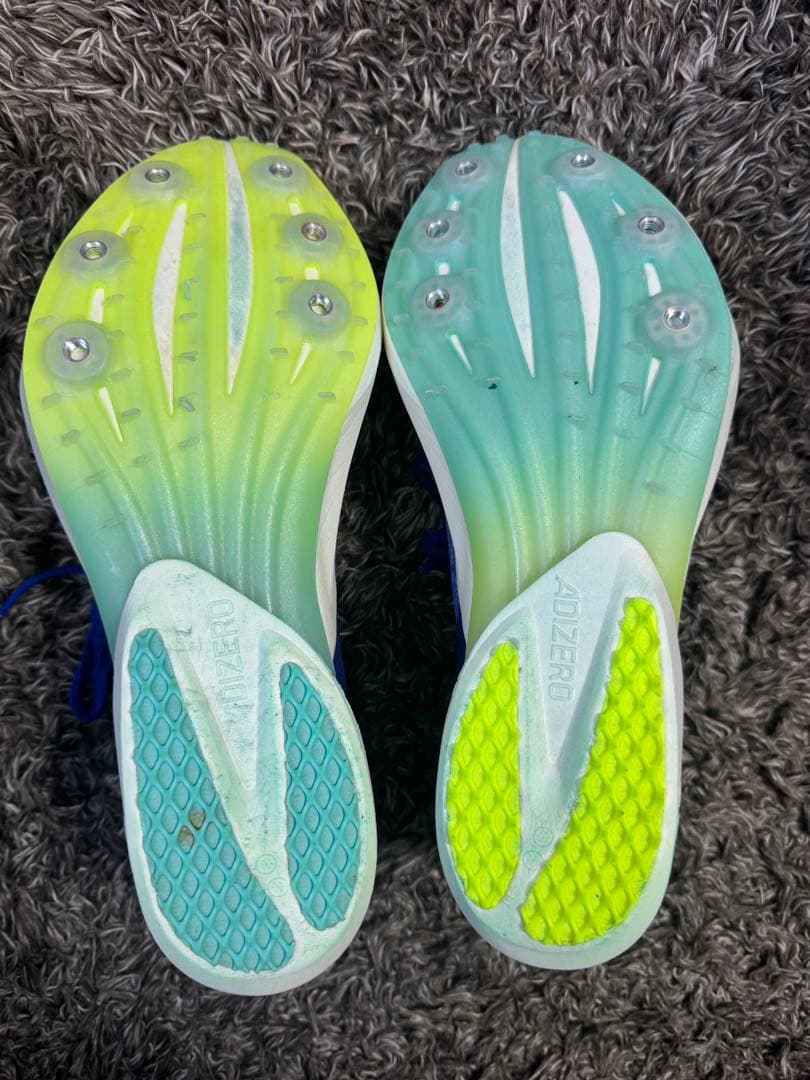 adidas アバンチ