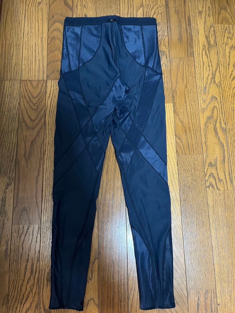 美品✨CW-X‼️ジェネレーターモデル❗️レディースMサイズ❗️ネイビー