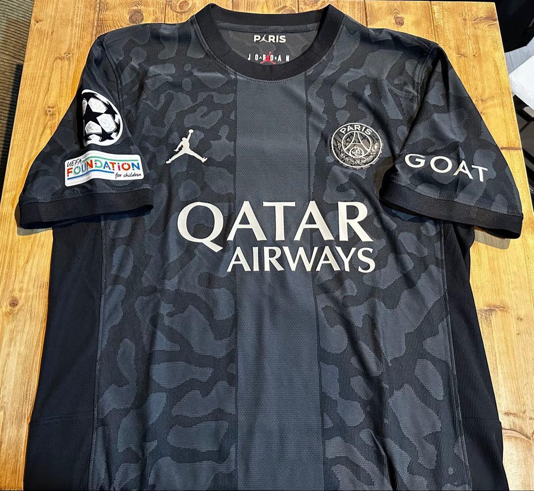 【正規品】 PSG エムバペ選手 ユニフォーム　オーセンティック