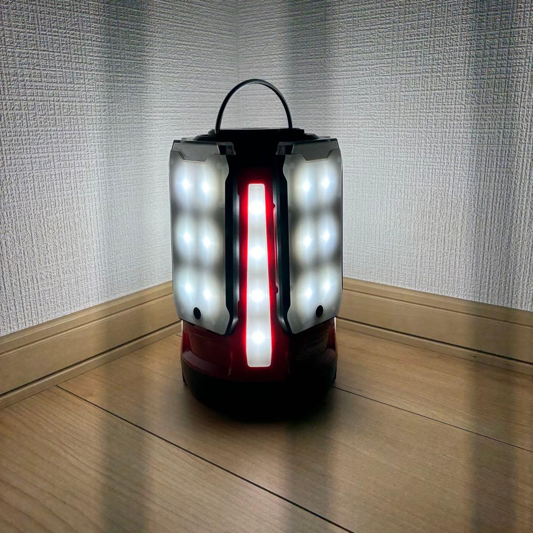 Coleman クアッドマルチパネルLEDランタン 動作確認済　乾電池付き
