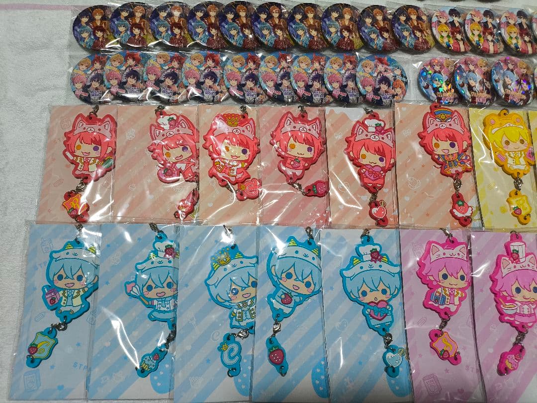 最終値下げ‼️【すとぷり】缶バ&らばすと　約200点まとめ売り　バラ売り◎