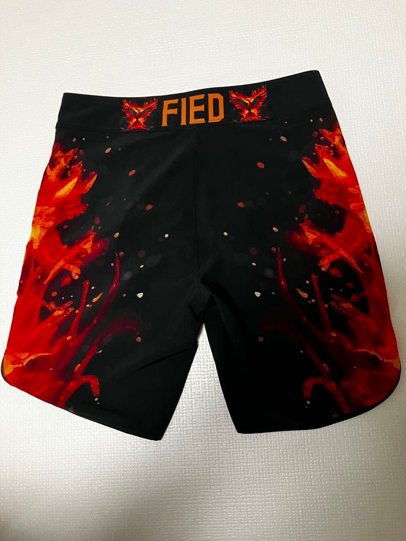 FIED 28インチ　サーフパンツ