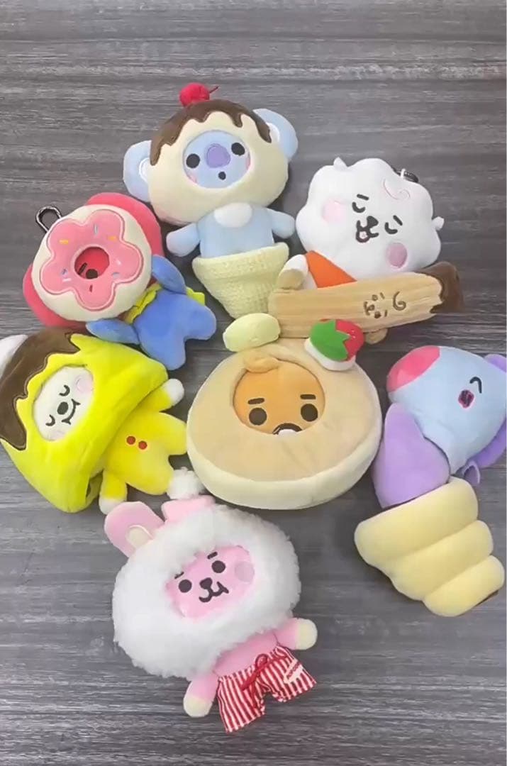 BT21 PLUSHY KEYRING • キーリンク・7セット