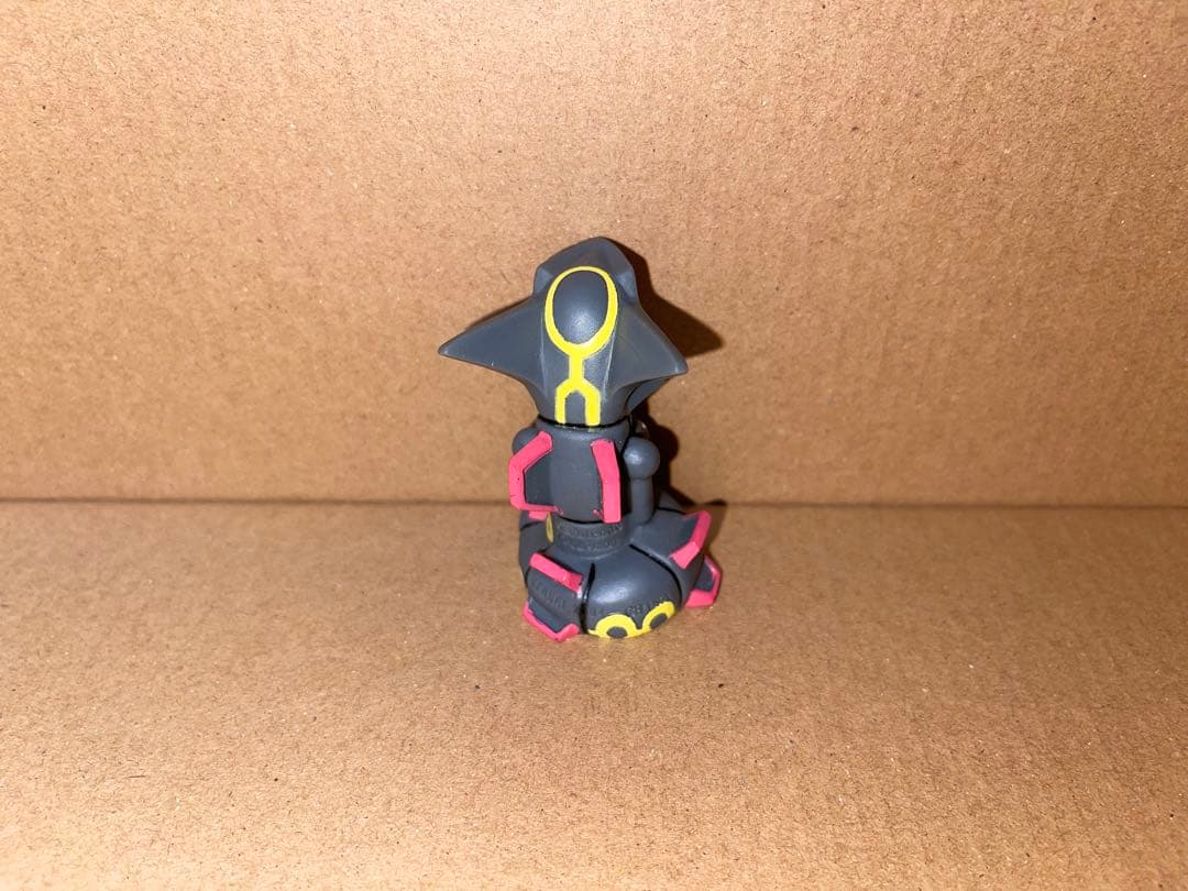 ポケモン指人形色違い　レックウザ