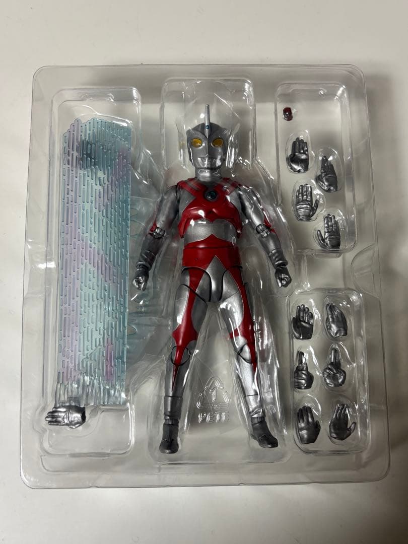 S H.Figuarts ウルトラマンエース