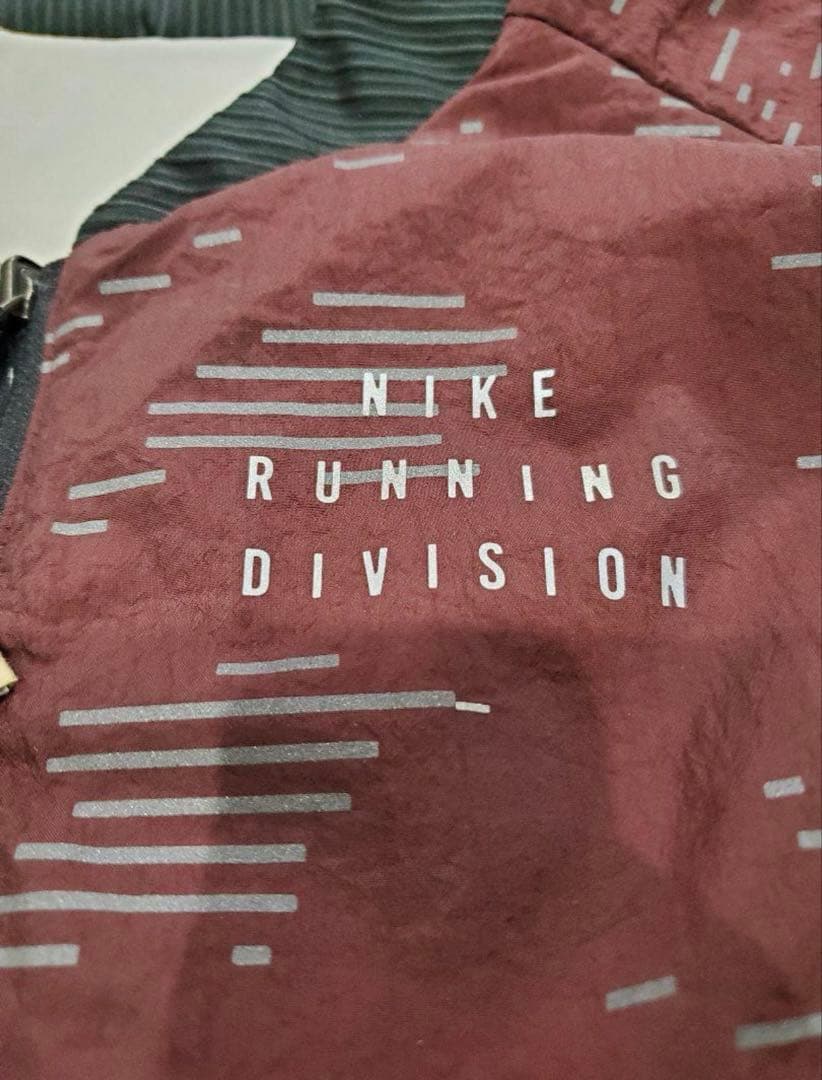 NIKE RUNNING DIVISION ジャケット Sサイズ