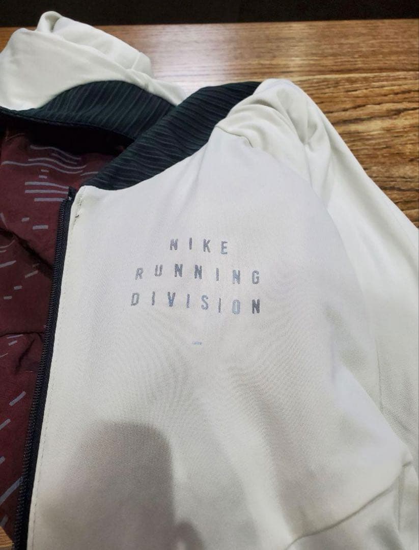 NIKE RUNNING DIVISION ジャケット Sサイズ