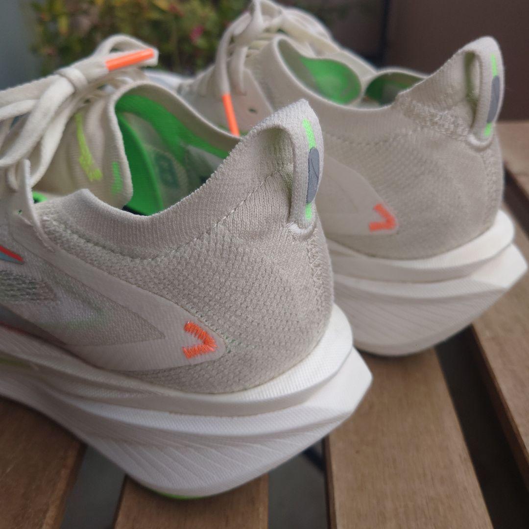 スパイク・シューズ Brooks Hyperion MAX 3 27.5