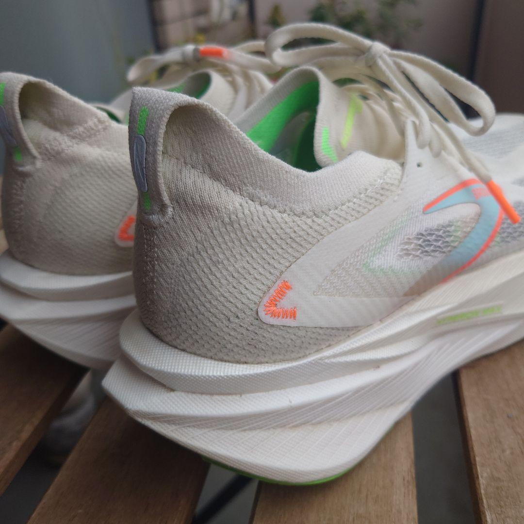 スパイク・シューズ Brooks Hyperion MAX 3 27.5