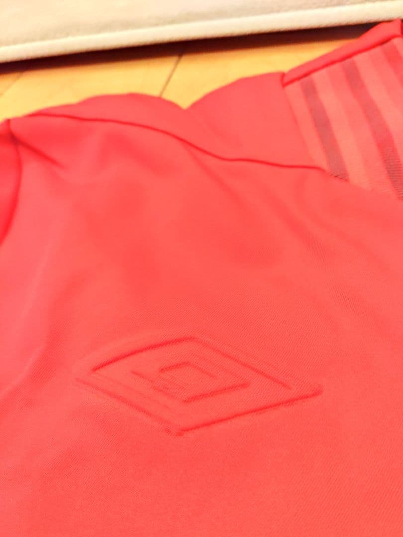 Umbro イングランド代表 ジャケットジャージ レッド新品タグ付き