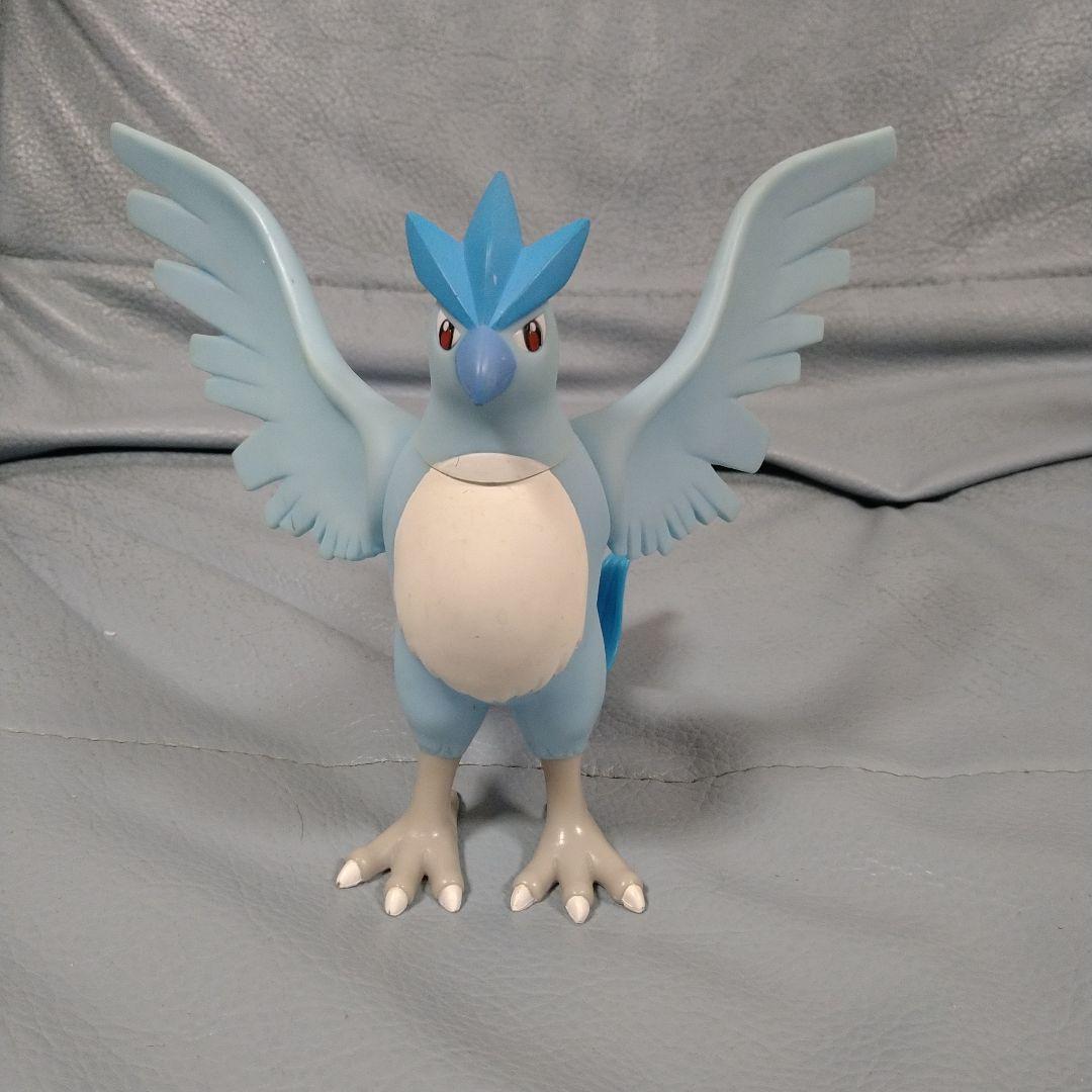 フリーザー　サンダー　ファイヤー　フィギュア