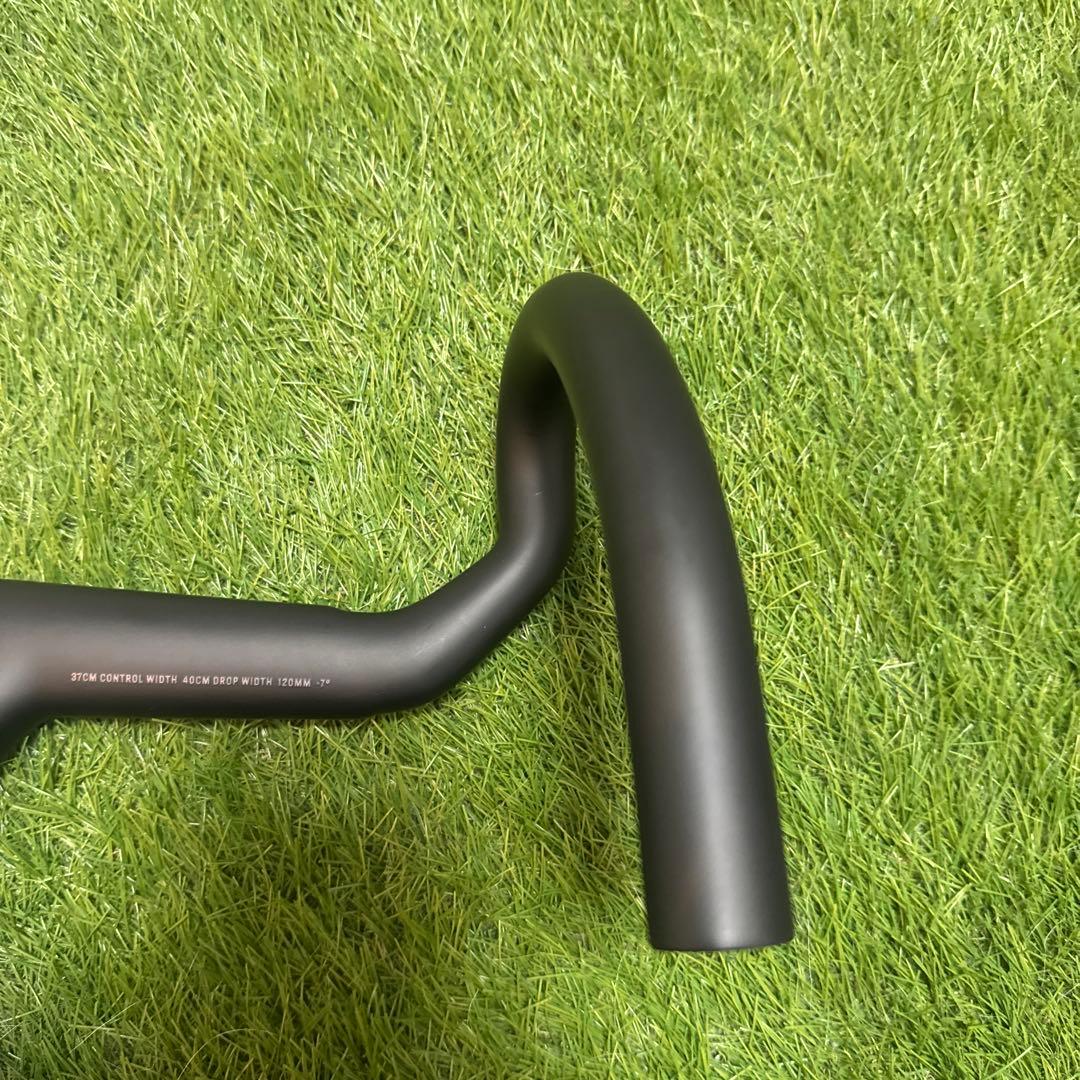 Trek Aero RSL ハンドル　上37cm 下40cm 120mm