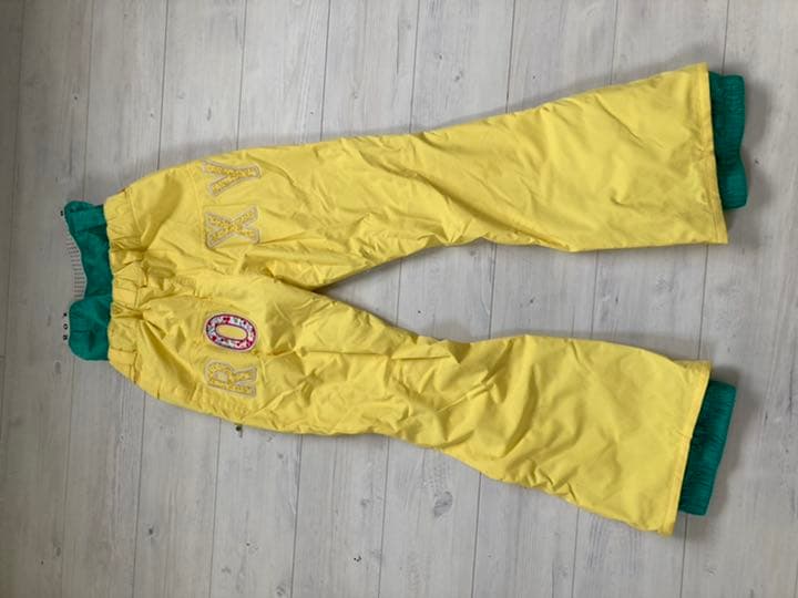 スノボウェアセット　スキーウェアセット　ロキシー　ビラボン　キスマーク