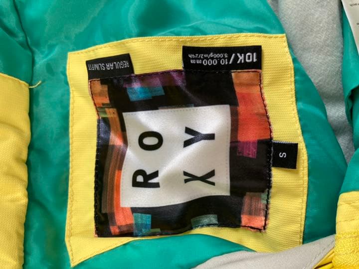 スノボウェアセット　スキーウェアセット　ロキシー　ビラボン　キスマーク