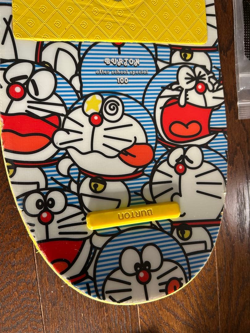 バートン スノーボード 100 ドラえもん