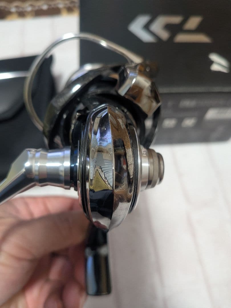 DAIWA EXIST LT3000S-CXH スピニングリール